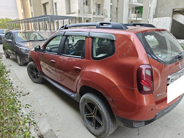 Second-hand 2016 Renault Duster Petrol RxE for sale in Noida-1