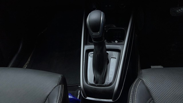 Second-hand 2022 Maruti Suzuki XL6 Alpha Plus AT for sale in Gurgaon-12