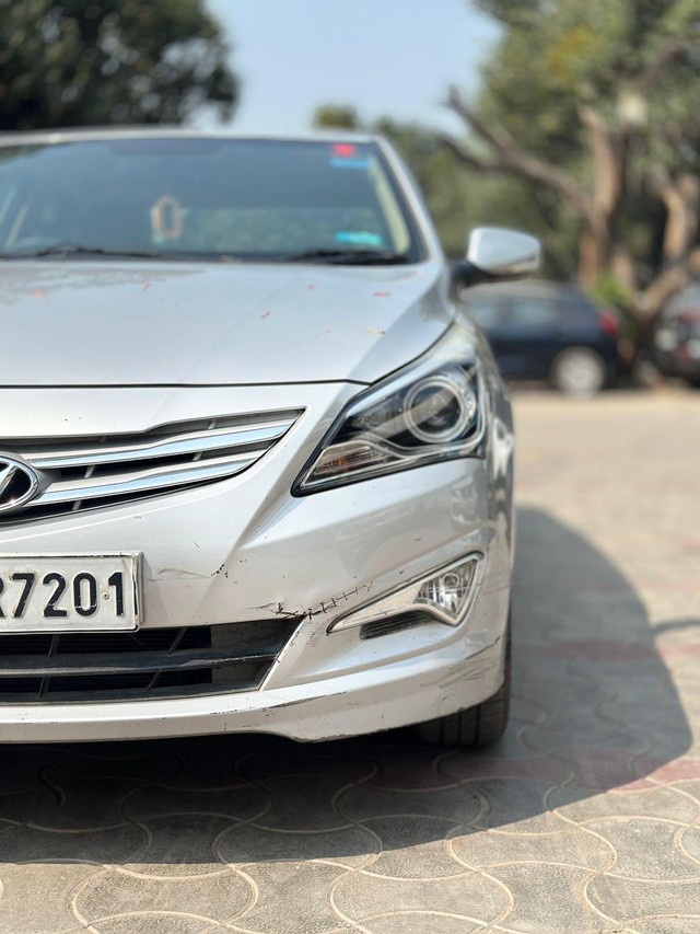 Hyundai Verna 1.6 SX VTVT Second-hand 2017 Hyundai Verna 1.6 SX VTVT for sale in Lucknow-7