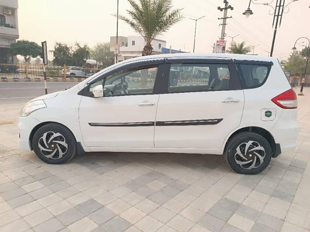 Second-hand 2017 Maruti Suzuki Ertiga SHVS VDI for sale in Hanumangarh-4