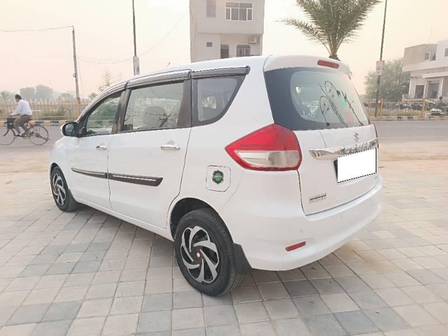 Second-hand 2017 Maruti Suzuki Ertiga SHVS VDI for sale in Hanumangarh-3