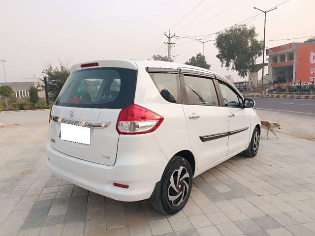 Second-hand 2017 Maruti Suzuki Ertiga SHVS VDI for sale in Hanumangarh-9