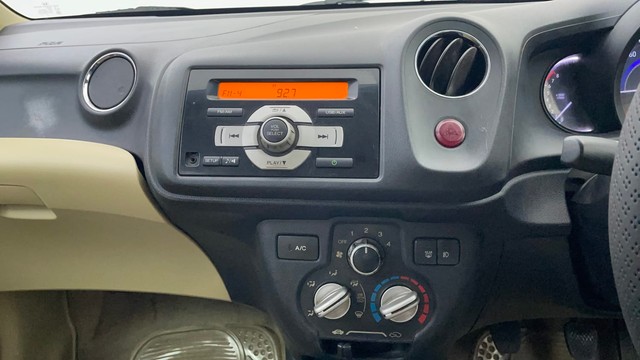 Second-hand 2016 Honda Brio VX for sale in Chennai-24