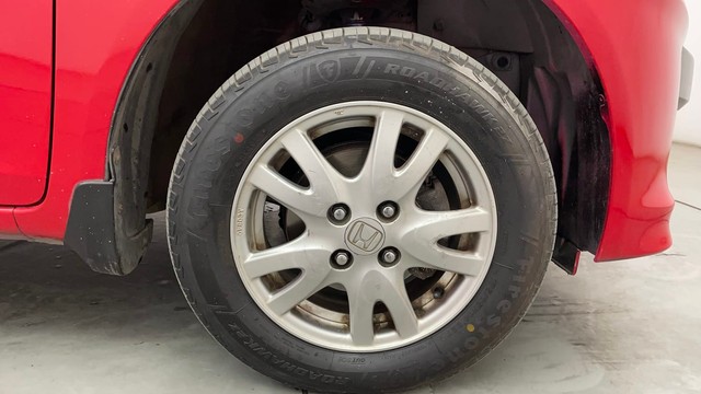 Second-hand 2016 Honda Brio VX for sale in Chennai-17