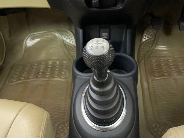 Second-hand 2016 Honda Brio VX for sale in Chennai-12