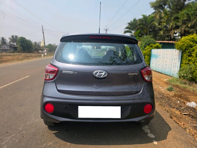Second-hand 2018 Hyundai Grand i10 1.2 Kappa Sportz BSIV for sale in Kolhapur-2