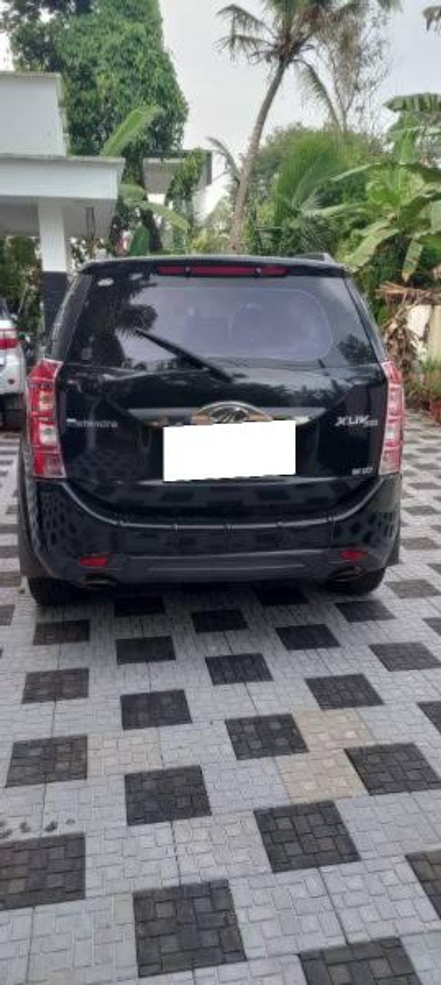 Second-hand 2016 Mahindra XUV500 W10 2WD for sale in Kollam-6