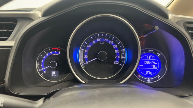 Second-hand 2021 Honda Jazz ZX for sale in Kolkata-13