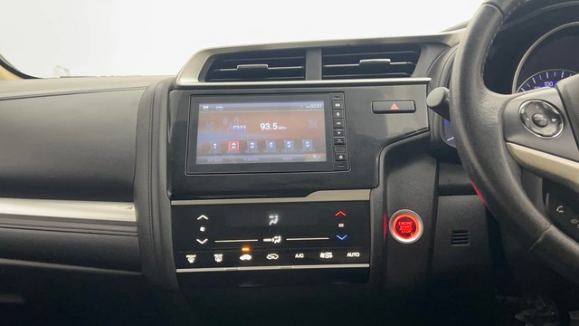 Second-hand 2021 Honda Jazz ZX for sale in Kolkata-34