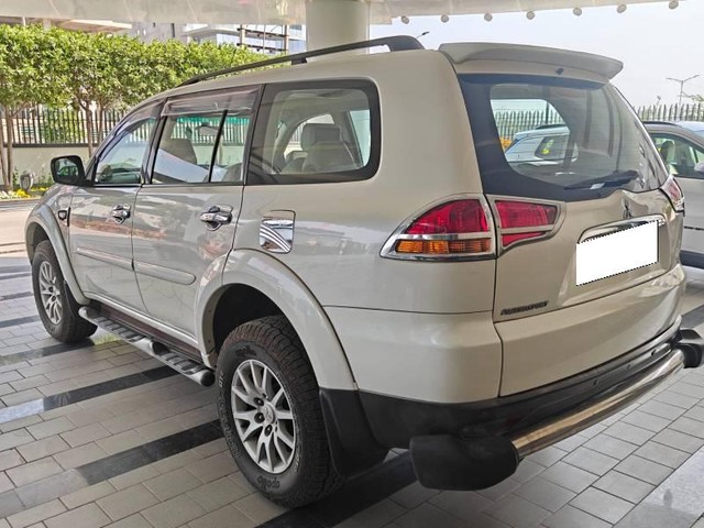 Second-hand 2012 Mitsubishi Pajero 2.8 GLX Sports for sale in Mohali-4