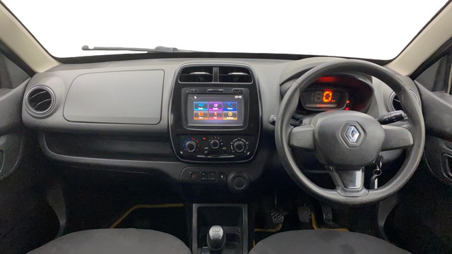 Second-hand 2018 Renault KWID 1.0 RXT for sale in Ahmedabad-21