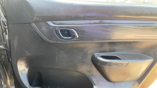 Second-hand 2018 Renault KWID 1.0 RXT for sale in Ahmedabad-9