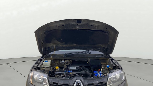 Second-hand 2018 Renault KWID 1.0 RXT for sale in Ahmedabad-19