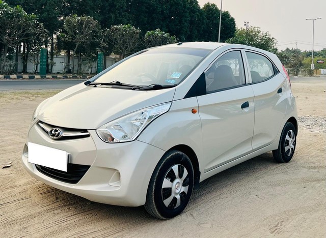 Second-hand 2012 Hyundai EON D Lite Plus for sale in Vadodara-4