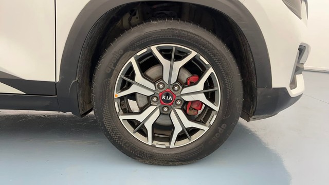 Second-hand 2020 Kia Seltos GTX Plus S Turbo DCT for sale in Lucknow-17