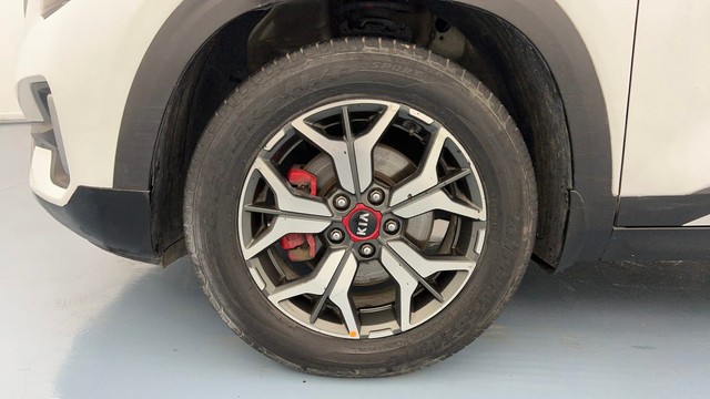 Second-hand 2020 Kia Seltos GTX Plus S Turbo DCT for sale in Lucknow-20