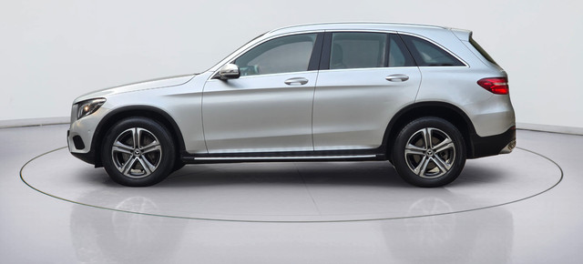 Mercedes-Benz GLC 220d 4MATIC Style Second-hand 2017 Mercedes-Benz GLC 220d 4MATIC Style for sale in New Delhi-3