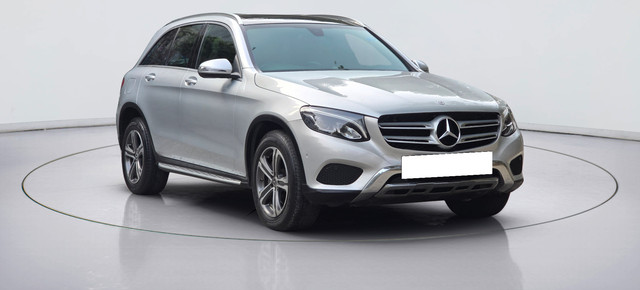 Mercedes-Benz GLC 220d 4MATIC Style Second-hand 2017 Mercedes-Benz GLC 220d 4MATIC Style for sale in New Delhi-0