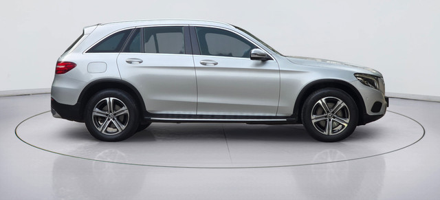 Mercedes-Benz GLC 220d 4MATIC Style Second-hand 2017 Mercedes-Benz GLC 220d 4MATIC Style for sale in New Delhi-1