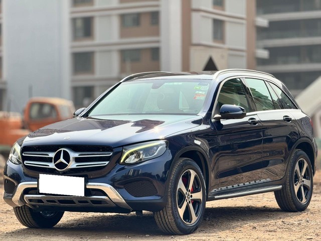 Mercedes-Benz GLC 220d 4MATIC Second-hand 2019 Mercedes-Benz GLC 220d 4MATIC for sale in Surat-4