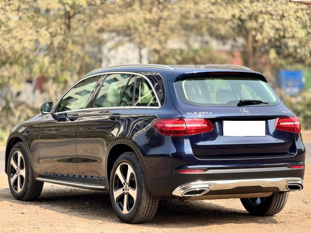 Mercedes-Benz GLC 220d 4MATIC Second-hand 2019 Mercedes-Benz GLC 220d 4MATIC for sale in Surat-7