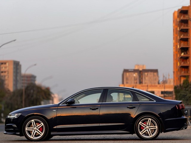 Audi A6 35 TDI Second-hand 2017 Audi A6 35 TDI for sale in Surat-3