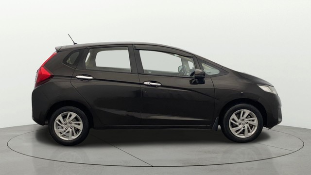 Second-hand 2019 Honda Jazz VX CVT for sale in Lucknow-1