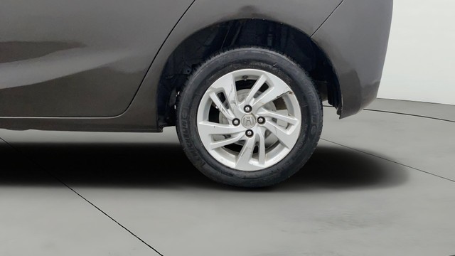 Second-hand 2019 Honda Jazz VX CVT for sale in Lucknow-27