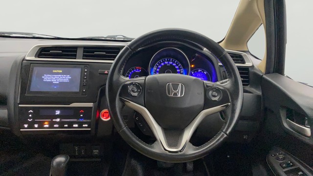 Second-hand 2019 Honda Jazz VX CVT for sale in Lucknow-12