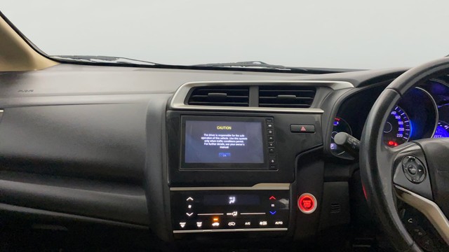 Second-hand 2019 Honda Jazz VX CVT for sale in Lucknow-22