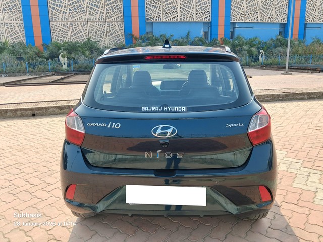Second-hand 2020 Hyundai Grand i10 Nios Sportz for sale in Kolkata-2