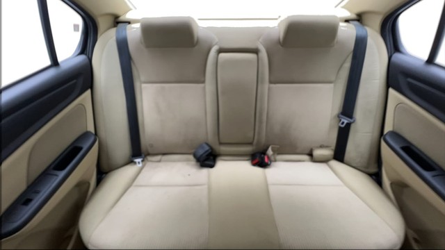 Second-hand 2019 Honda Amaze V for sale in Gurgaon-24