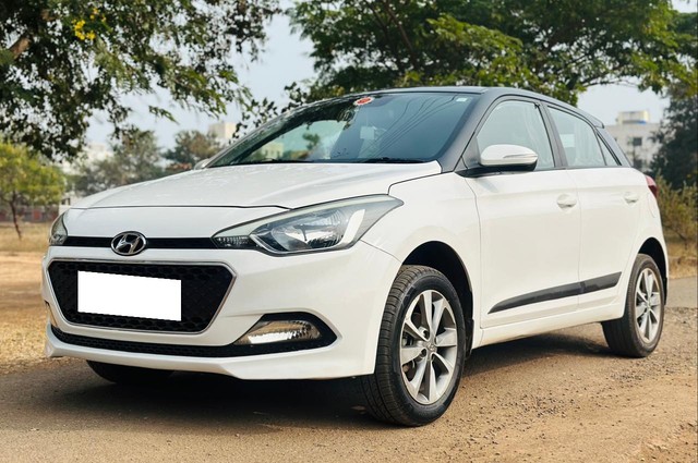 Hyundai i20 Asta 1.2 Second-hand 2017 Hyundai i20 Asta 1.2 for sale in Nashik-6