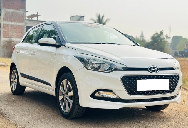 Hyundai i20 Asta 1.2 Second-hand 2017 Hyundai i20 Asta 1.2 for sale in Nashik-0