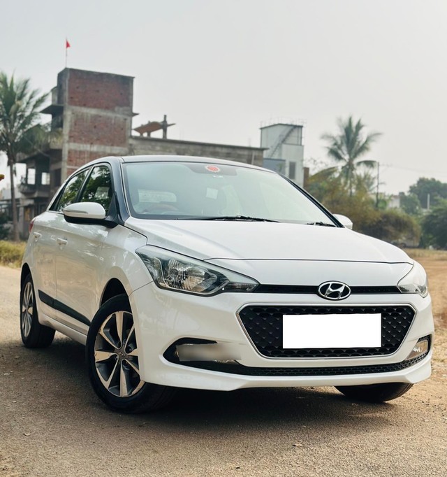 Hyundai i20 Asta 1.2 Second-hand 2017 Hyundai i20 Asta 1.2 for sale in Nashik-11
