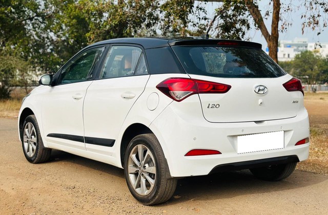 Hyundai i20 Asta 1.2 Second-hand 2017 Hyundai i20 Asta 1.2 for sale in Nashik-4