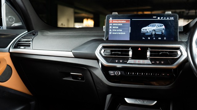 Second-hand 2023 BMW X3 xDrive20d M Sport for sale in New Delhi-15