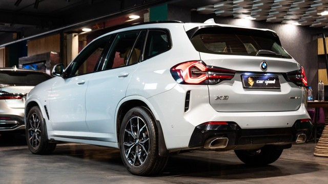 Second-hand 2023 BMW X3 xDrive20d M Sport for sale in New Delhi-17