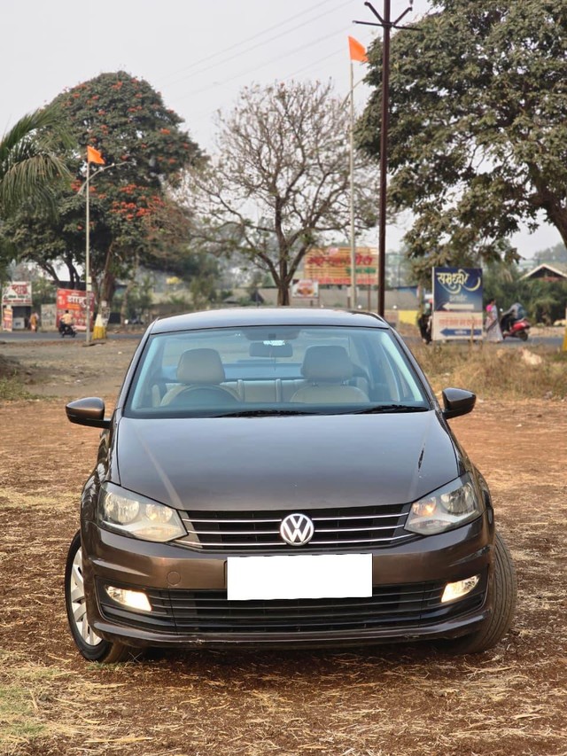 Volkswagen Vento 1.5 TDI Comfortline Second-hand 2015 Volkswagen Vento 1.5 TDI Comfortline for sale in Nashik-3