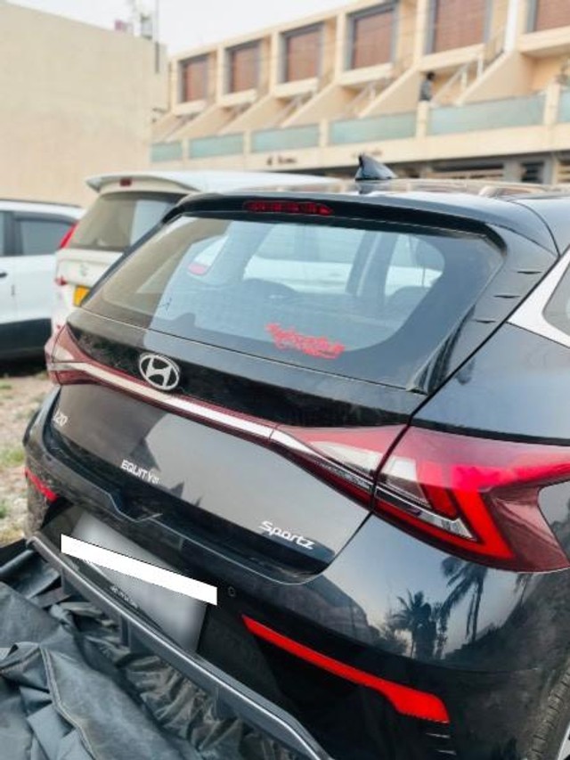 Second-hand 2025 Hyundai i20 Sportz Opt for sale in Rajkot-3
