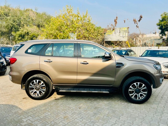 Second-hand 2019 Ford Endeavour Titanium Plus 4X2 for sale in Faridabad-1
