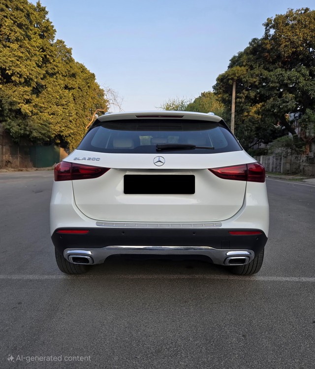 Second-hand 2024 Mercedes-Benz GLA 200 for sale in New Delhi-1
