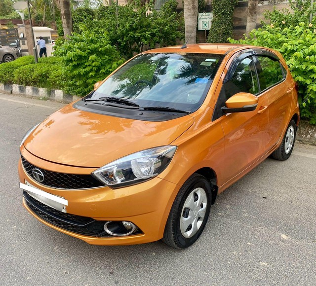 Second-hand 2016 Tata Tiago 1.2 Revotron XZ for sale in New Delhi-6