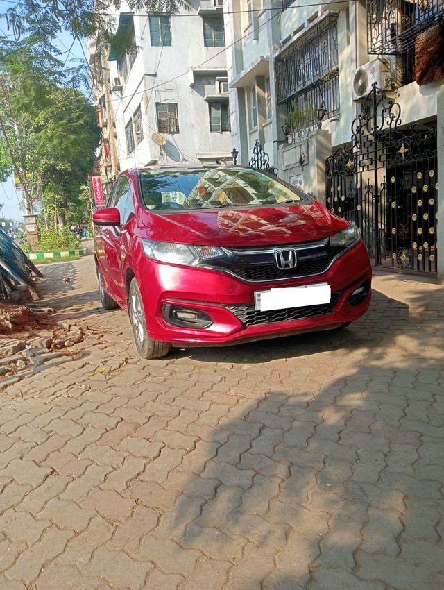 Second-hand 2022 Honda Jazz V for sale in Kolkata-10