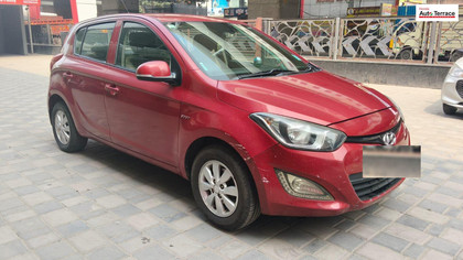 Hyundai i20 Sportz Petrol Second-hand 2014 Hyundai i20 Sportz Petrol for sale in Chennai