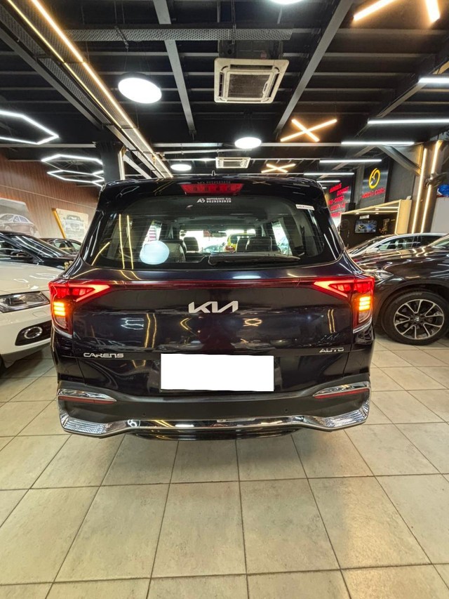 Second-hand 2022 Kia Carens Luxury Plus Diesel AT 6 STR BSVI for sale in Nashik-1