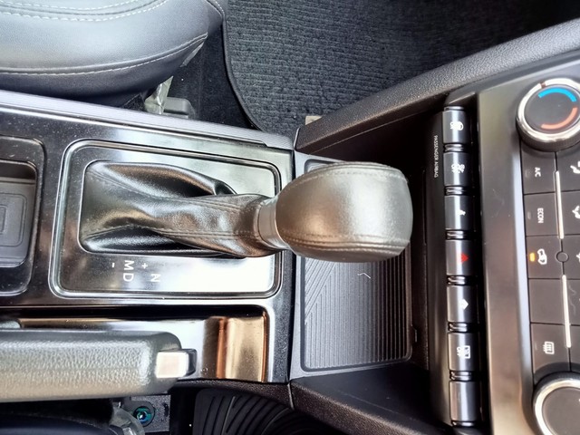 Second-hand 2022 Mahindra XUV700 AX5 AT BSVI for sale in Thane-8