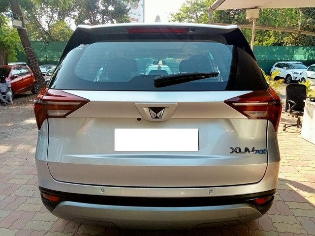 Second-hand 2022 Mahindra XUV700 AX5 AT BSVI for sale in Thane-1