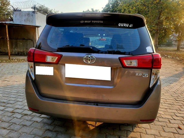 Second-hand 2020 Toyota Innova Crysta 2.8 GX AT BSIV for sale in New Delhi-10