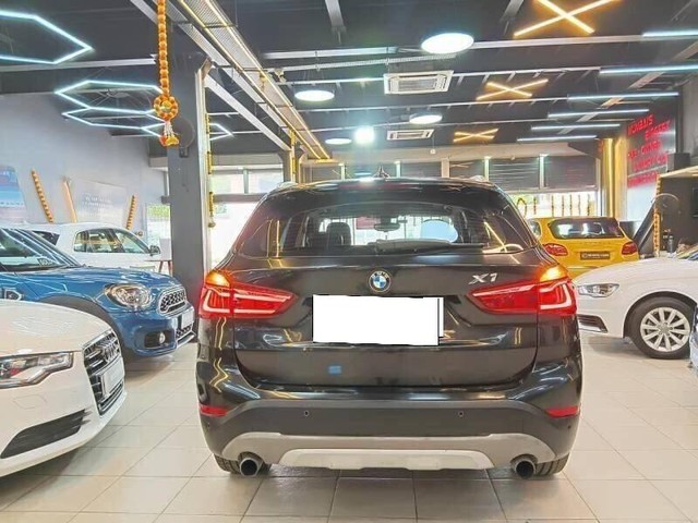 Second-hand 2017 BMW X1 sDrive 20d xLine for sale in Mumbai-1